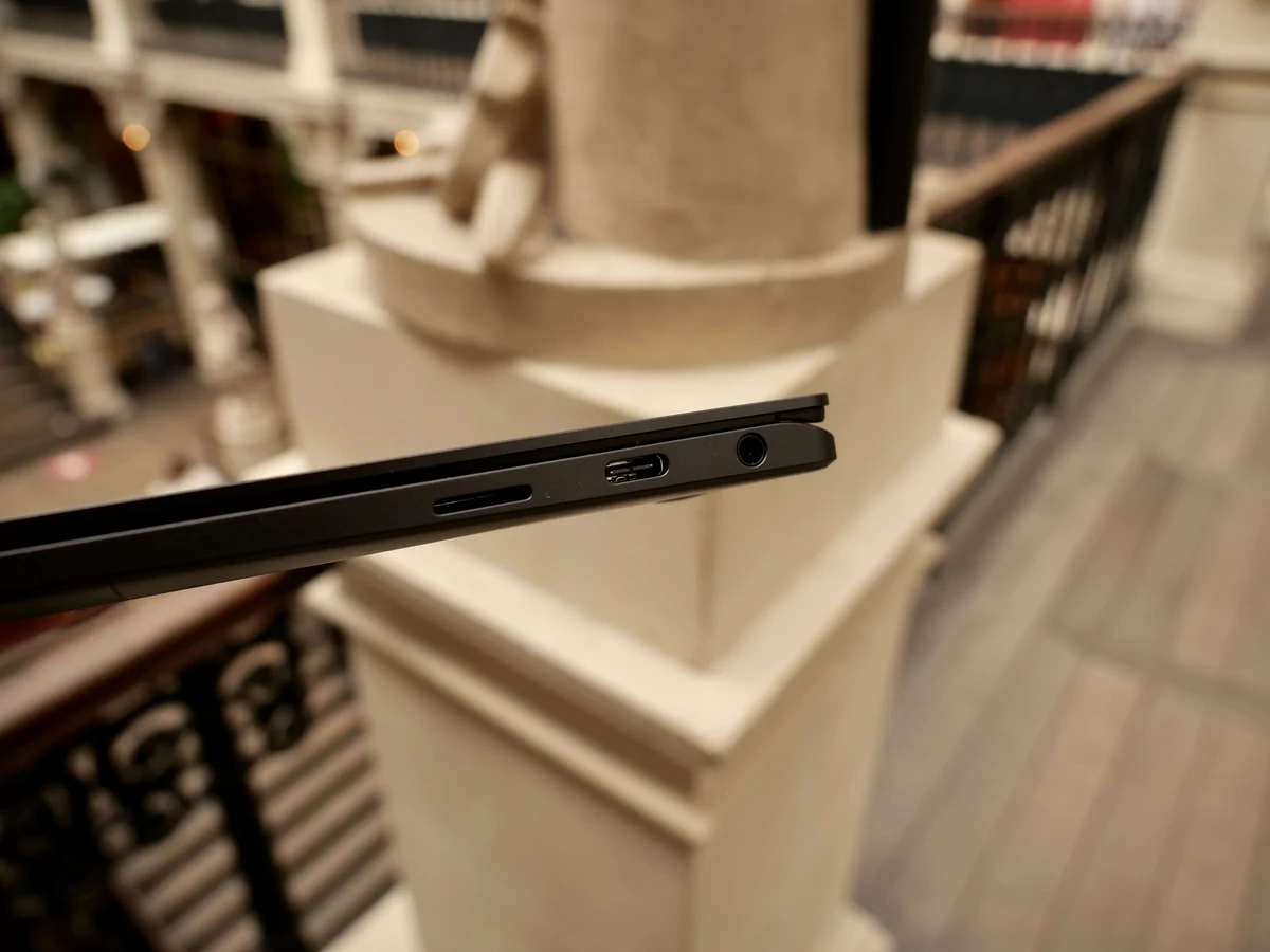 Samsung Galaxy Book 2 Pro 360-10 © © Nathan Le Gohlisse pour Clubic