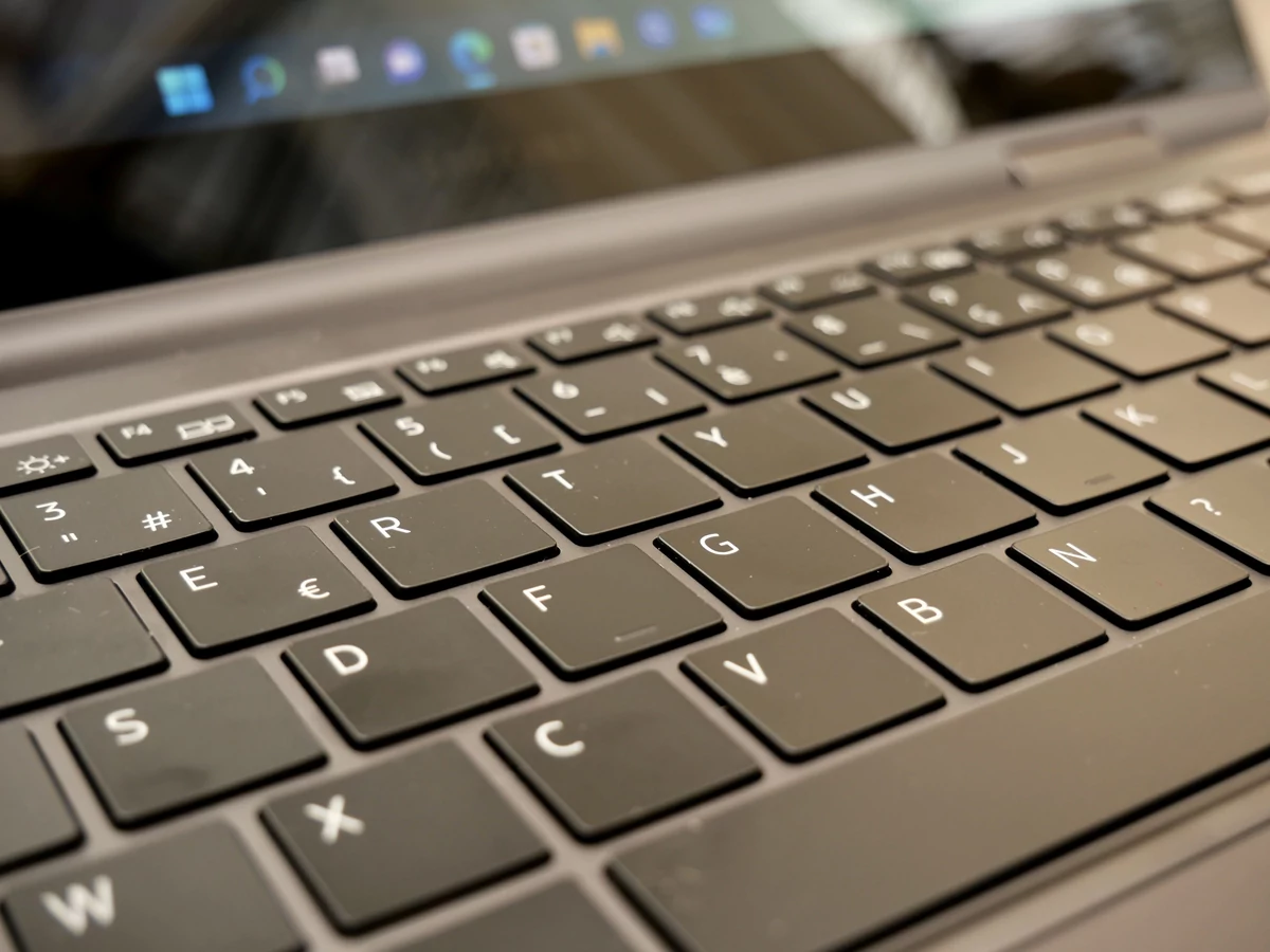 Samsung Galaxy Book 2 Pro 360-19 © © Nathan Le Gohlisse pour Clubic