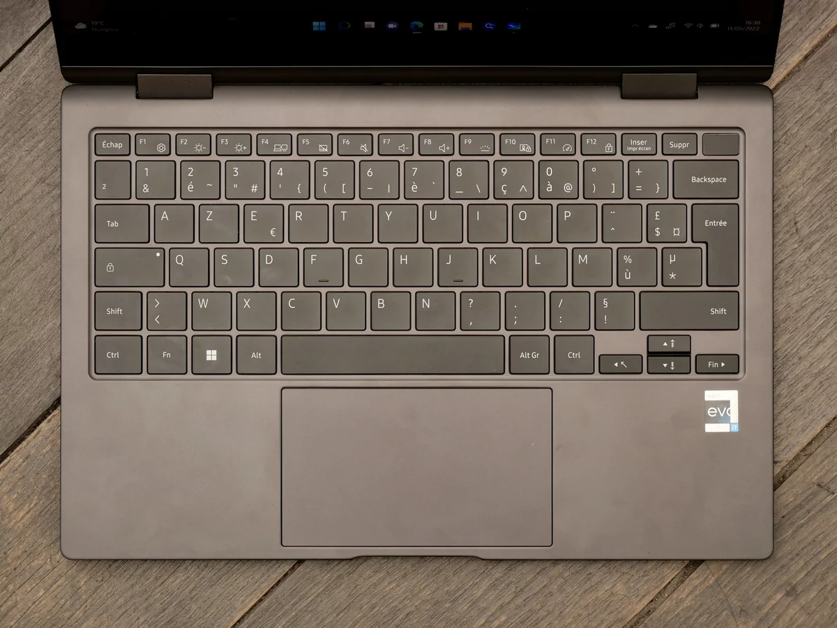 Samsung Galaxy Book 2 Pro 360-20 © © Nathan Le Gohlisse pour Clubic