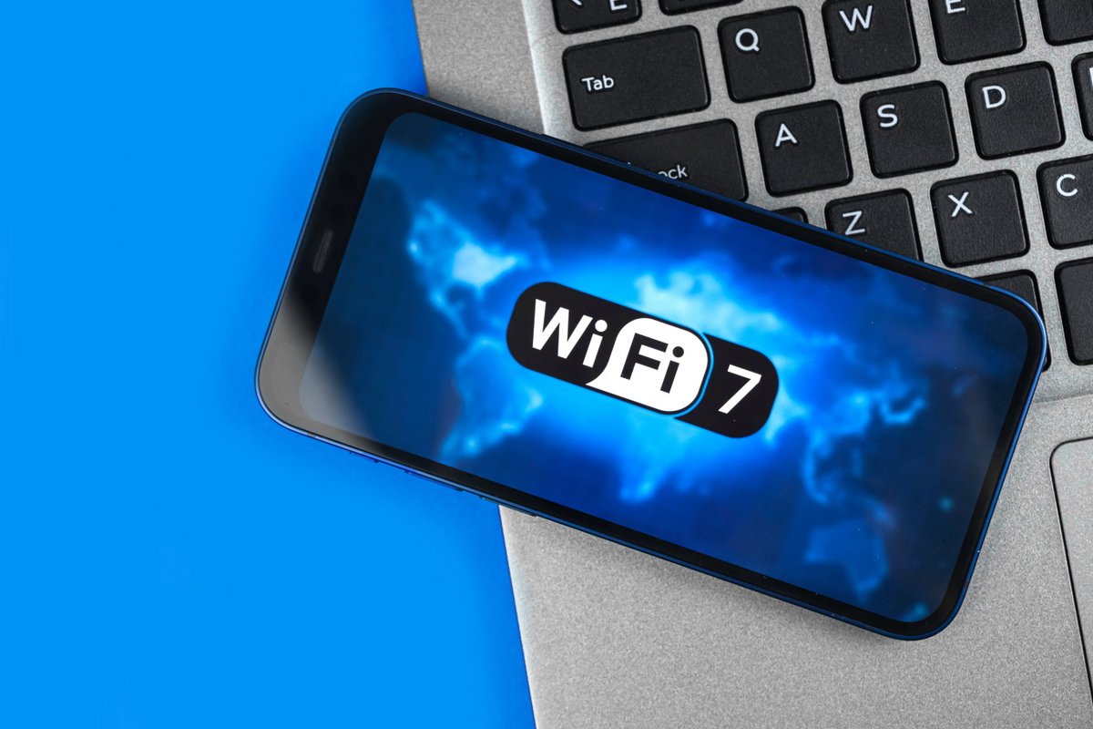 Wi Fi Wifi 7 © FellowNeko / Shutterstock.com