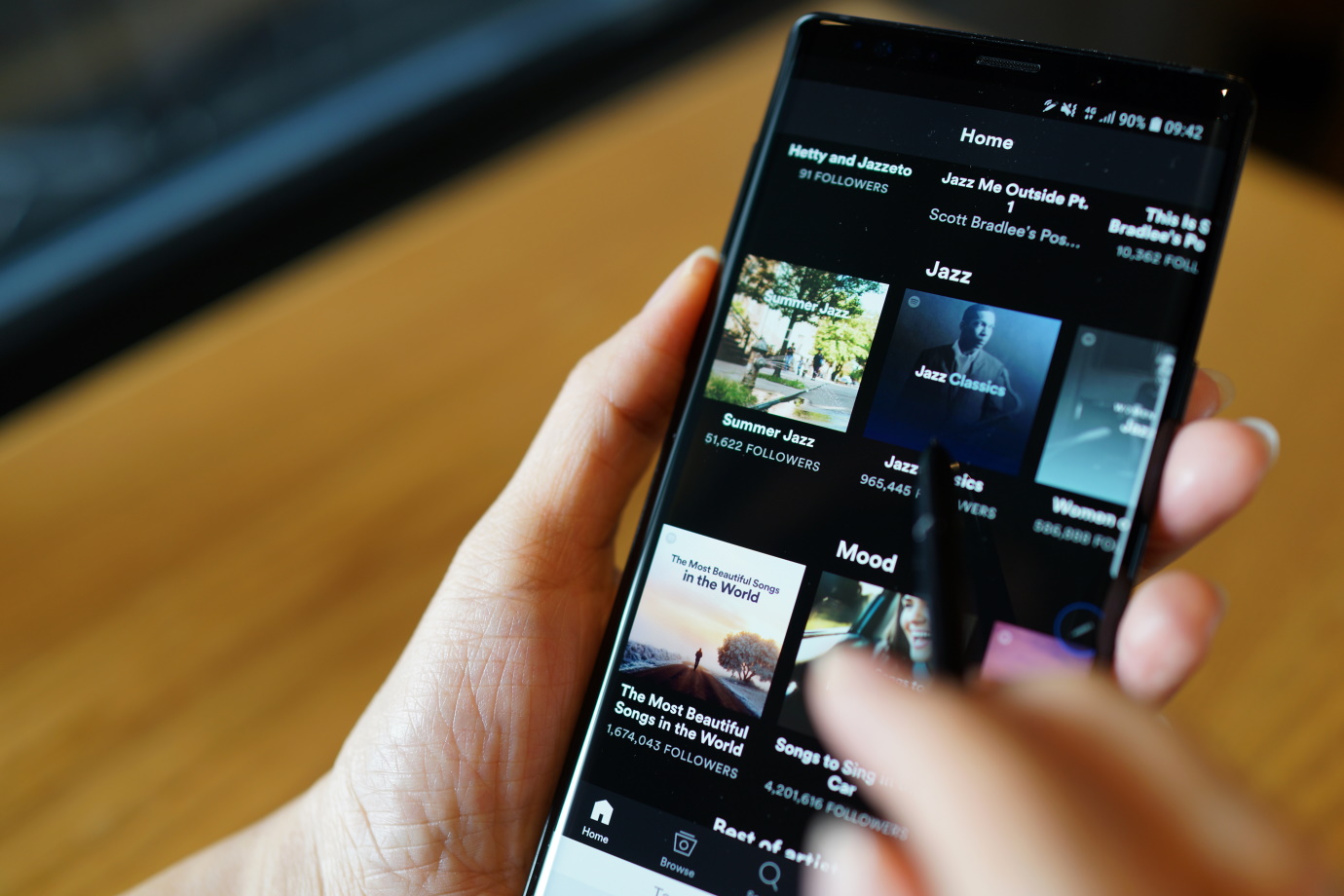 Pourquoi Spotify accuse l'App Store d'étouffer ses ventes de livres audio