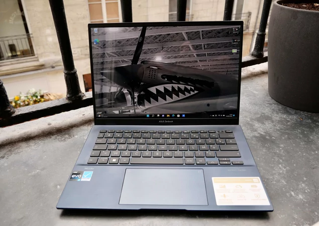 ASUS Zenbook 14 OLED