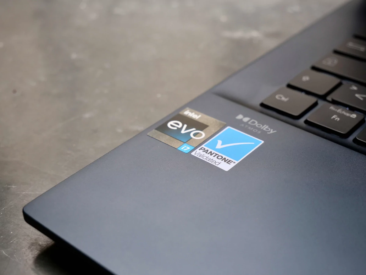 ASUS Zenbook 14 OLED-10 © © Nathan Le Gohlisse pour Clubic