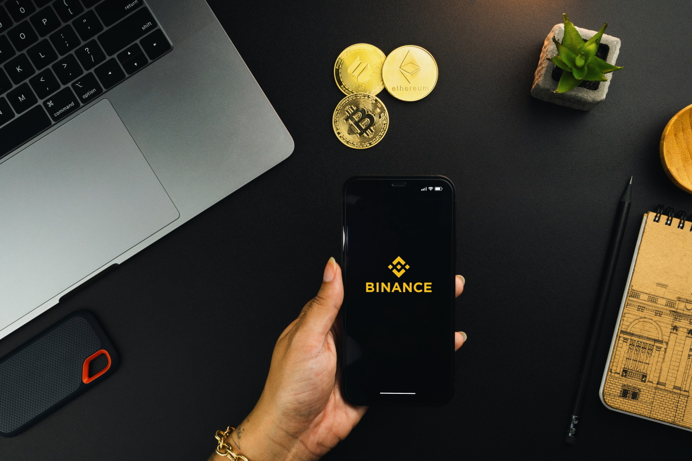 Au tour de Binance ?! La plateforme de cryptos suspend les retraits de ses clients