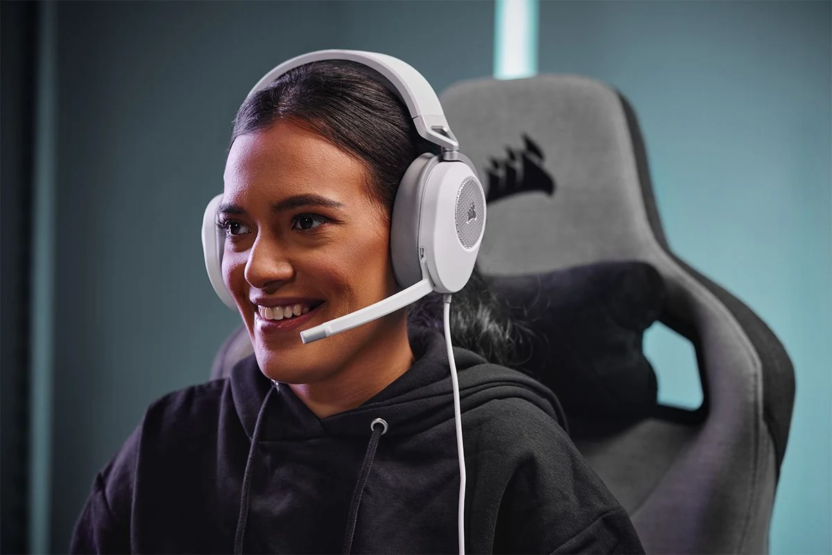 Corsair HS65 Surround © Corsair