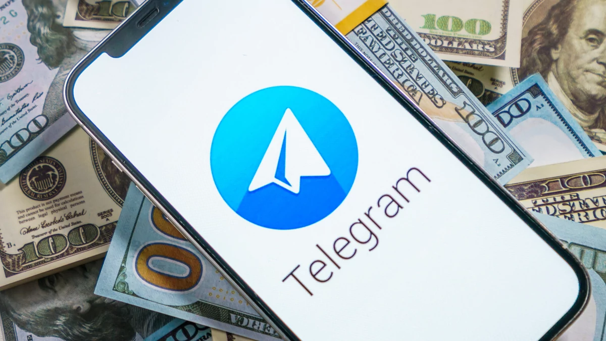 Telegram © Shuterstock