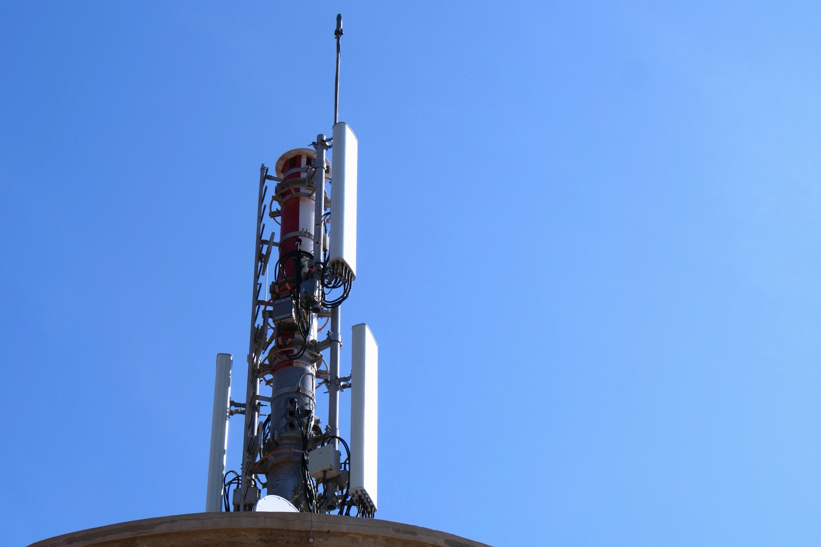 Internet mobile : Orange et SFR, opérateurs les plus performants sur la 5G