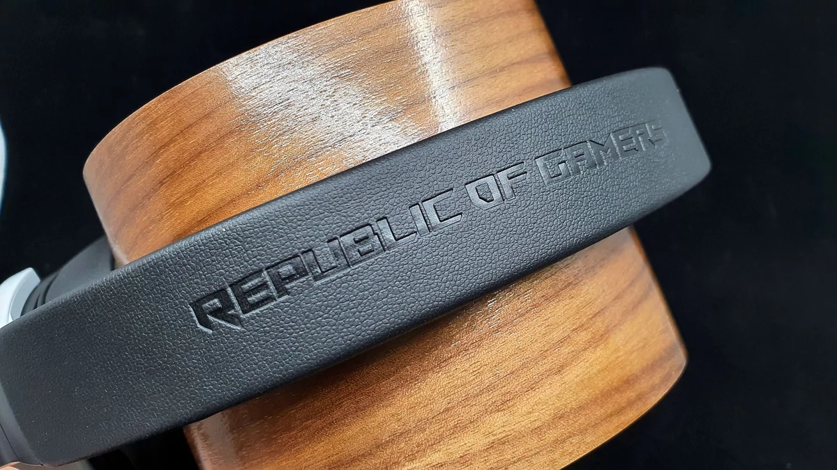 ASUS ROG Delta S Wireless © Nerces