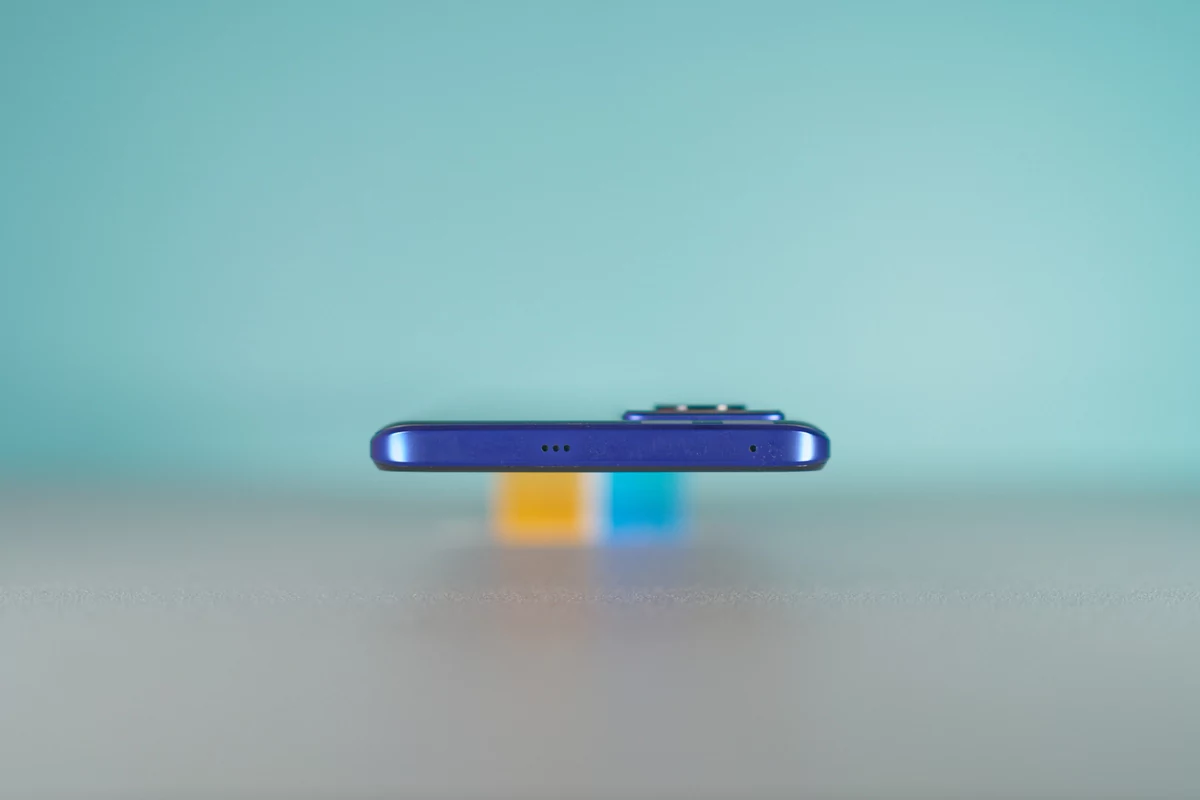 realme GT Neo 3 © © Marc Mitrani pour Clubic