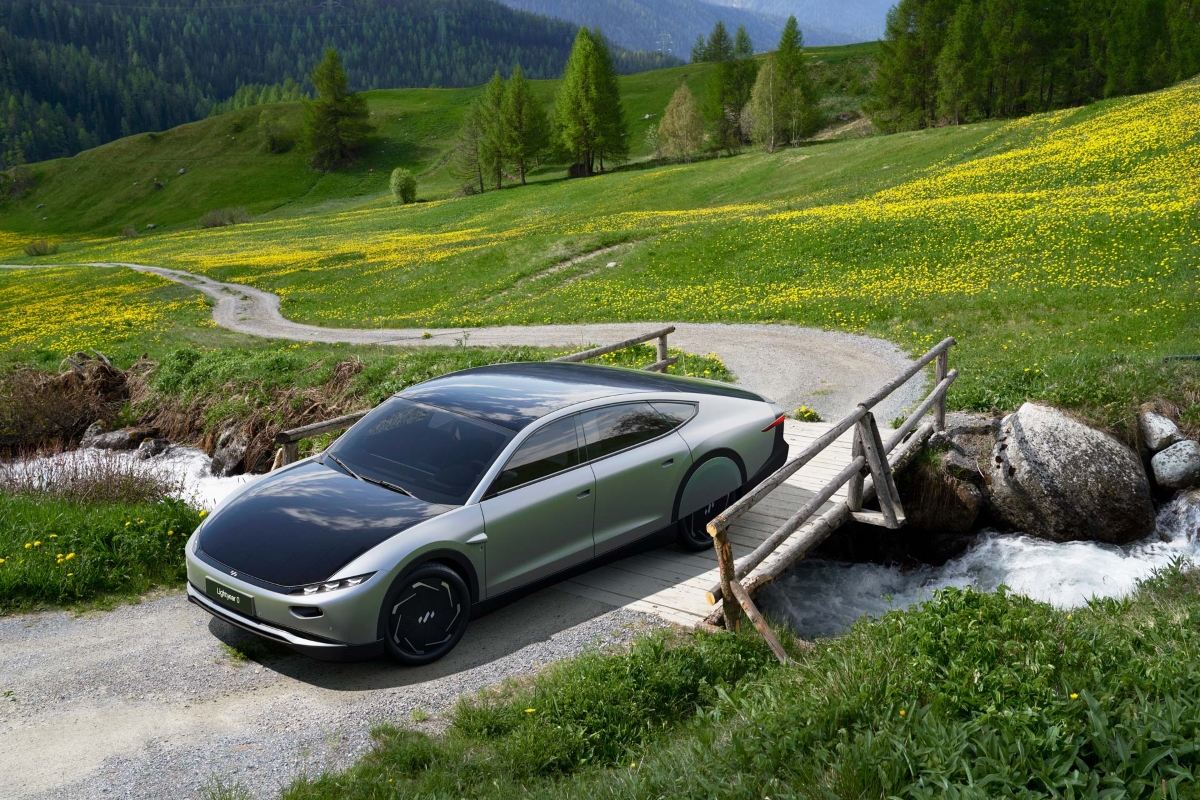 Lightyear dévoile Lightyear 0, la voiture à énergie solaire dotée de 700 km d'autonomie !