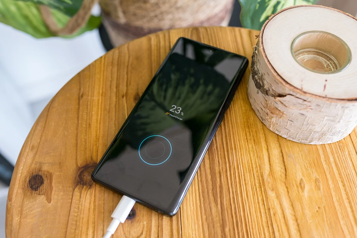 vivo X80 Pro test embargo © © Pierre Crochart pour Clubic