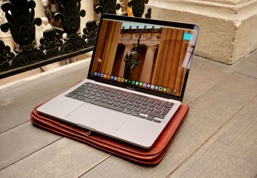 Apple MacBook Pro 13 M2 (2022)