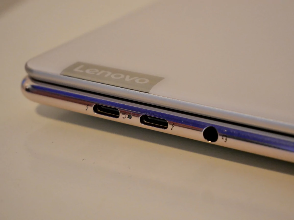 Lenovo Yoga Slim 9i 2022-4 © © Nathan Le Gohlisse pour Clubic