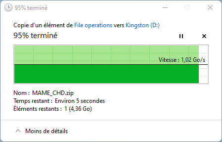 Kingston XS2000 © Nerces