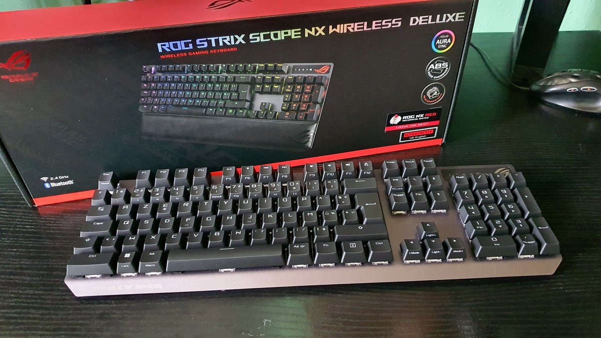 ASUS ROG Strix Scope NX Wireless Deluxe © Nerces