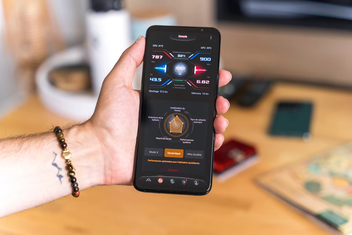 Asus ROG Phone 6 Pro test (embargo) © © Pierre Crochart pour Clubic