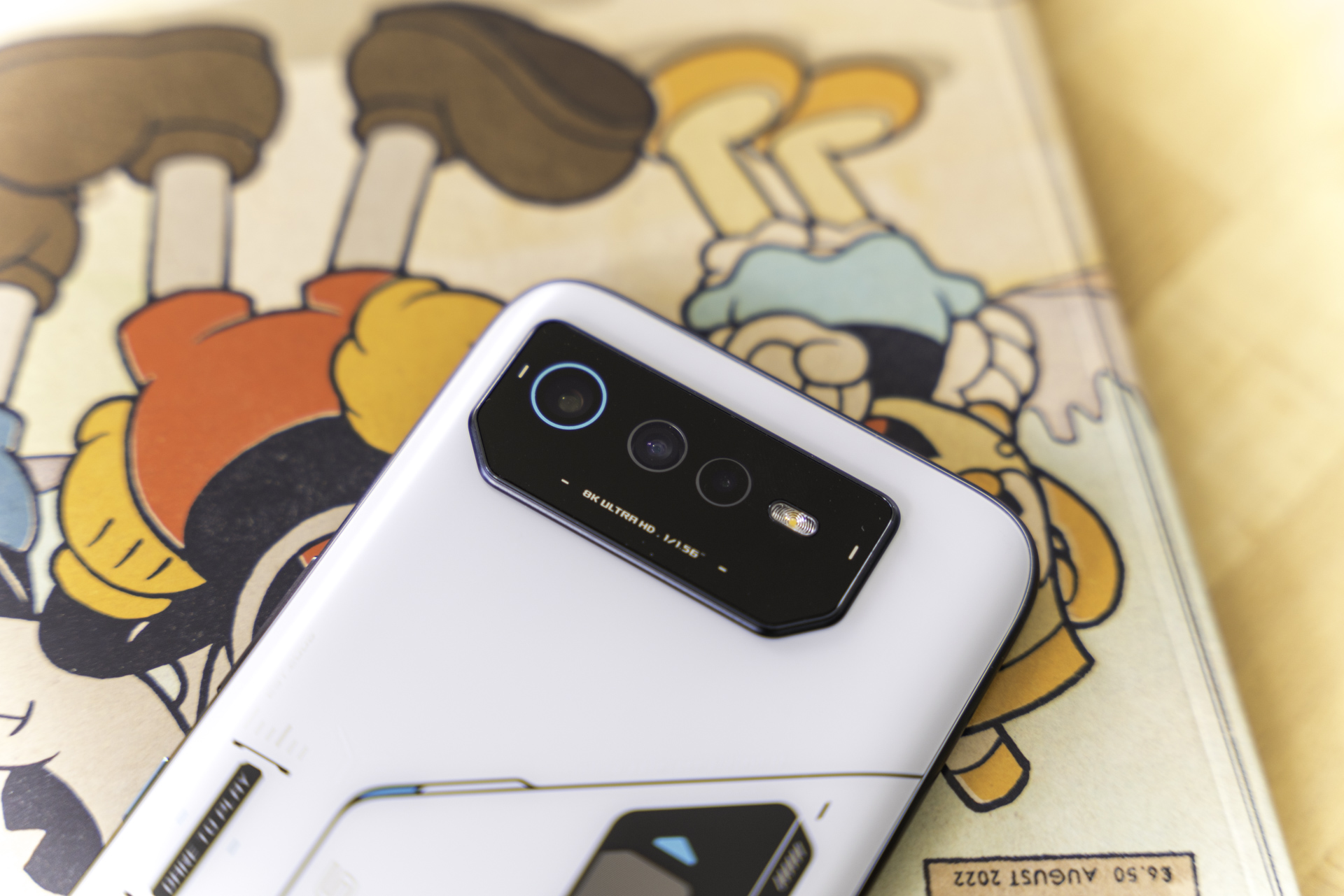 Asus : un nouveau ROG Phone 6D Ultimate, avec un changement de processeur, dès septembre