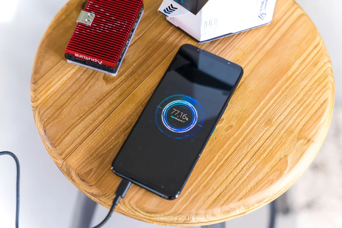Asus ROG Phone 6 Pro test (embargo) © © Pierre Crochart pour Clubic