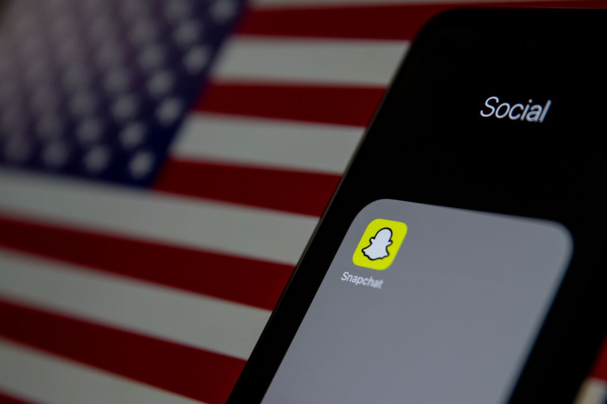 Mais pourquoi Snapchat a-t-il engagé le chef des services secrets américains ?