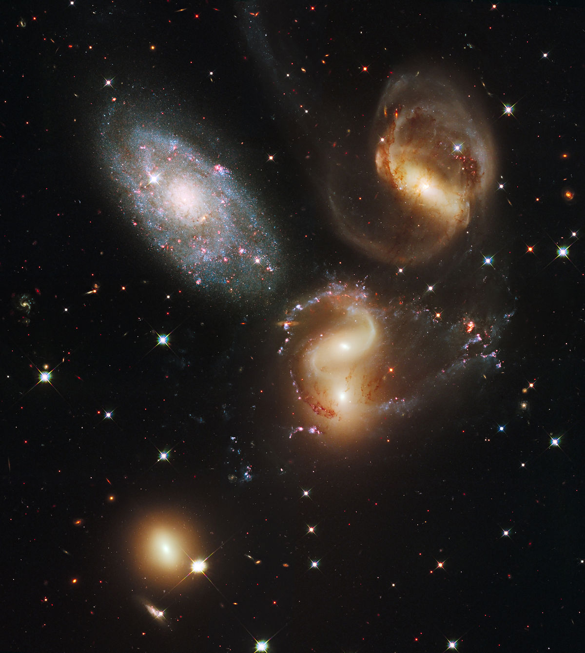 Quintette de Stephan groupe Galaxies Hubble © NASA/ESA/HST