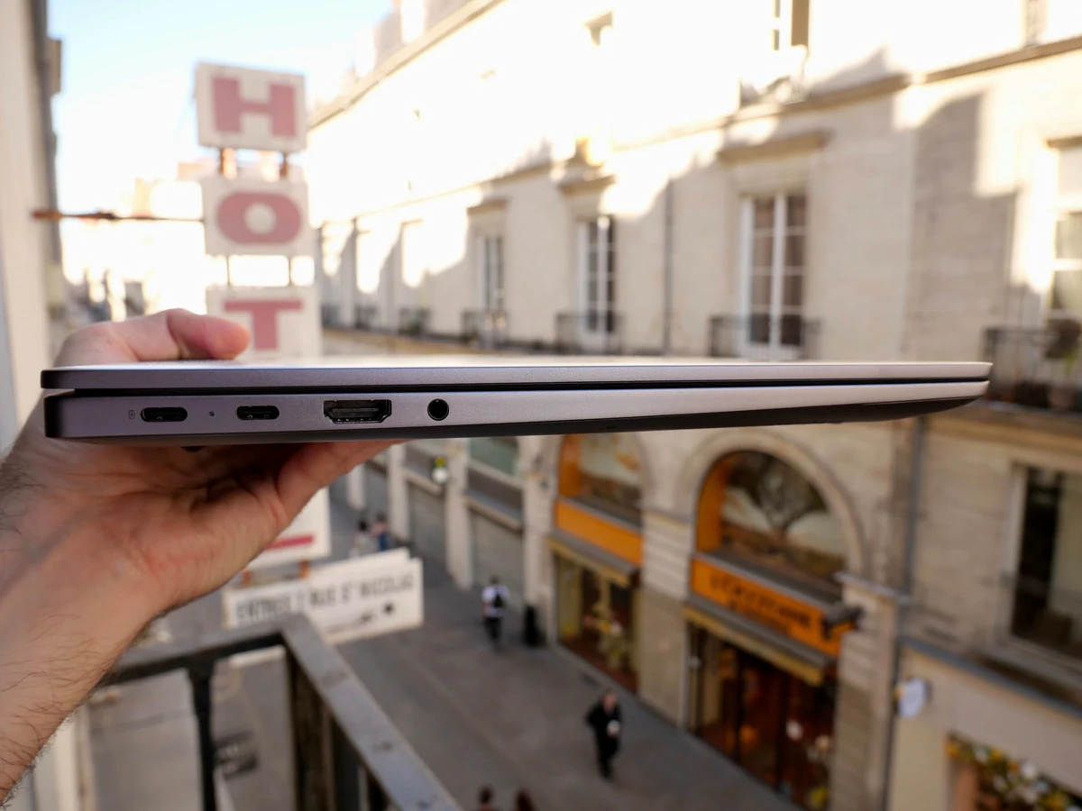 Huawei MateBook D16 2022-4 © © Nathan Le Gohlisse pour Clubic