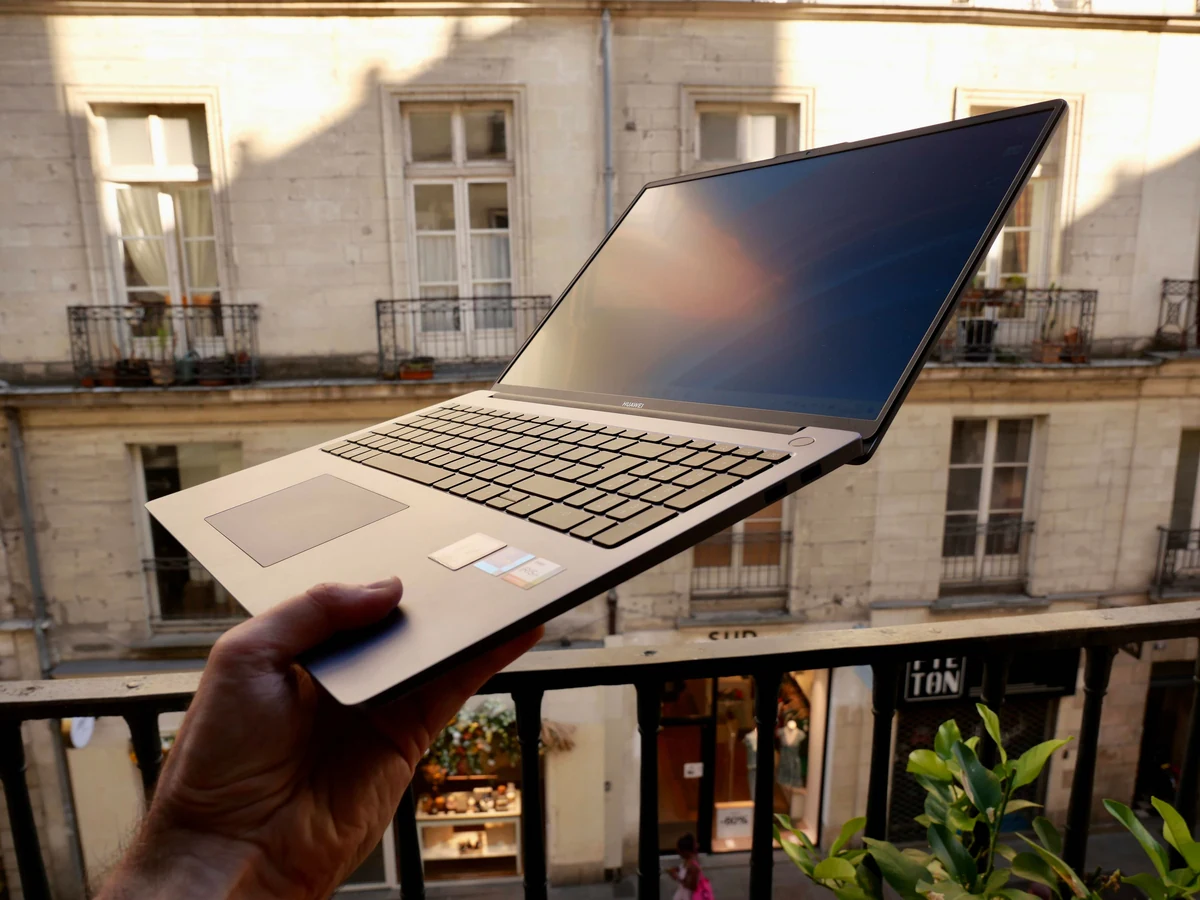 Huawei MateBook D16 2022-19 © © Nathan Le Gohlisse pour Clubic