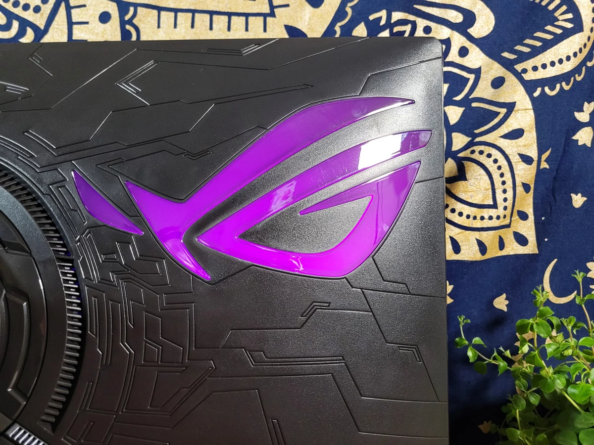 Test Asus ROG Strix XG27UQR © Matthieu Legouge