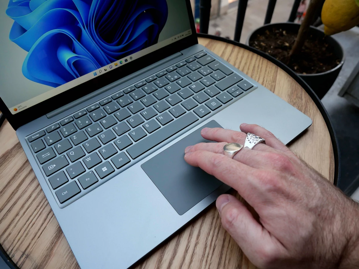 Microsoft Surface Laptop Go 2-7 © © Nathan Le Gohlisse pour Clubic