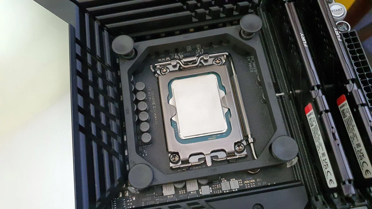 Arctic Freezer 7 X © Nerces
