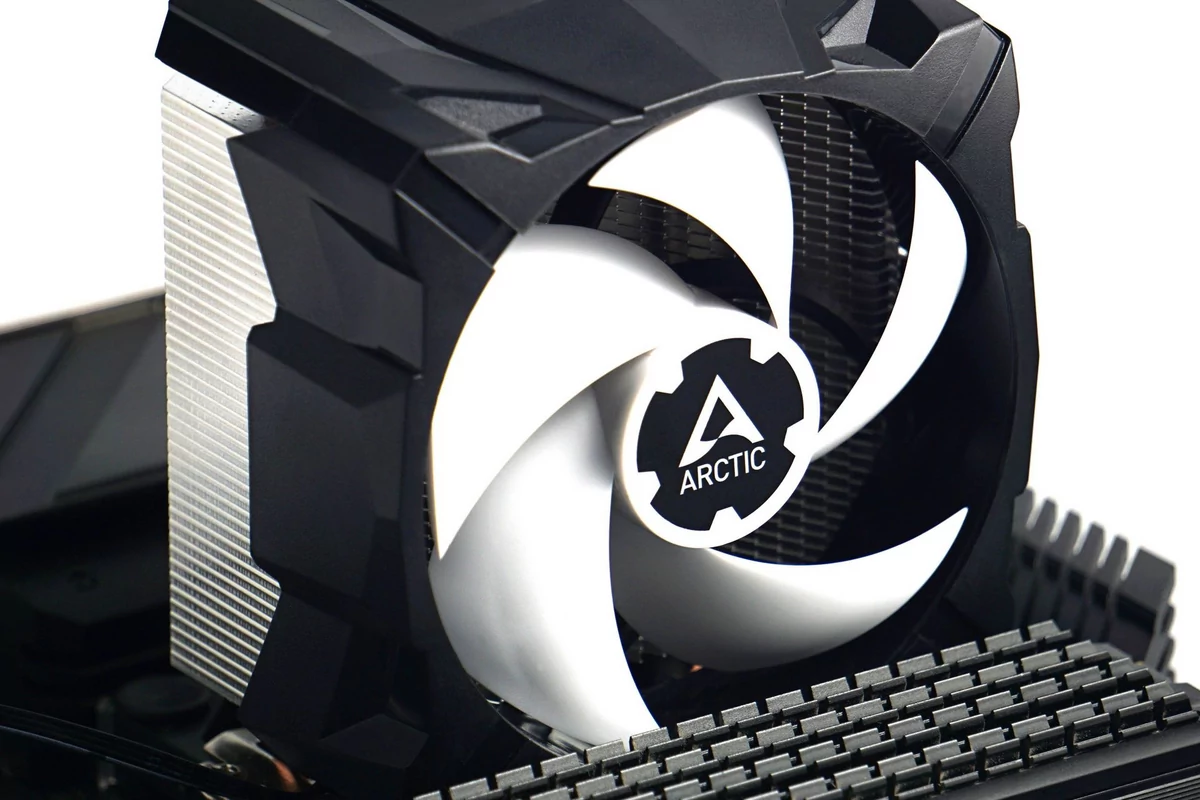Arctic Freezer 7 X © Arctic