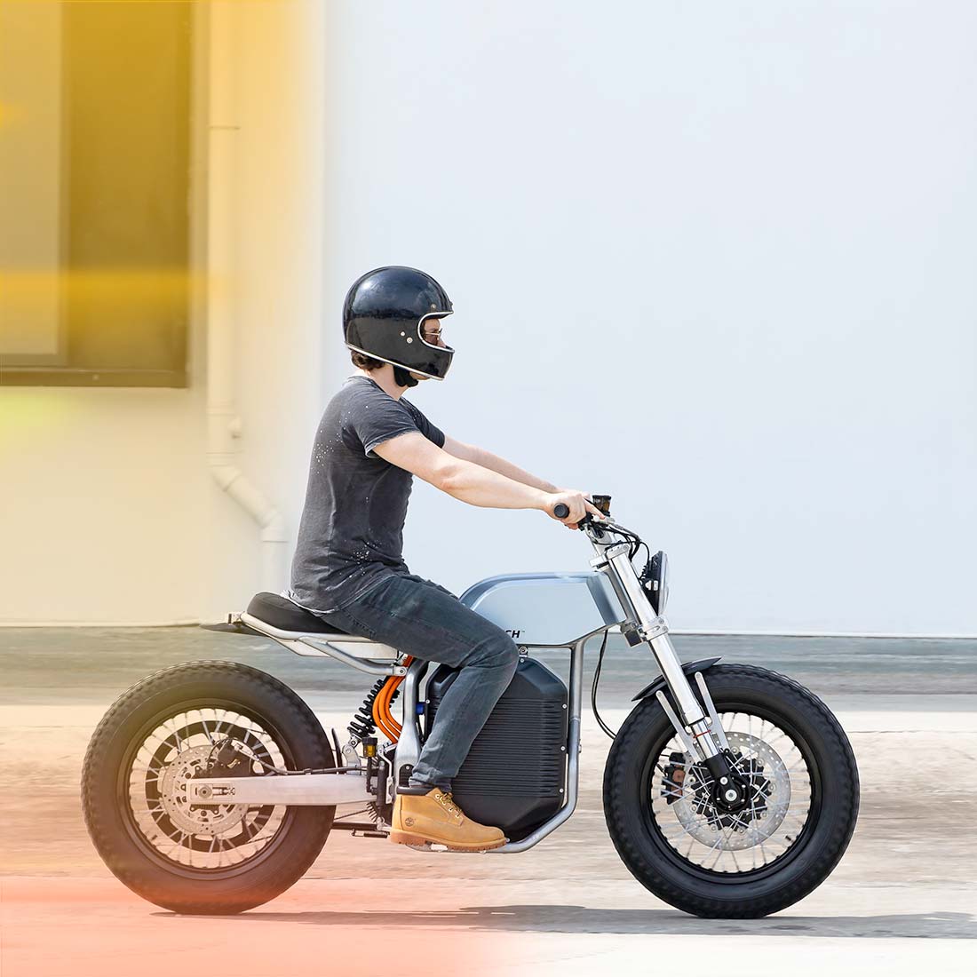 Les précommandes sont ouvertes pour la moto électrique Switch eScrambler et ses 150 km d'autonomie