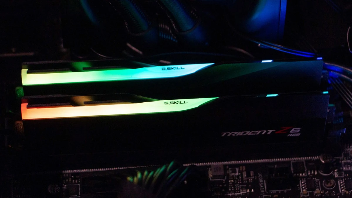 G.Skill Trident Z5 DDR5-5600 CL28 © Nerces