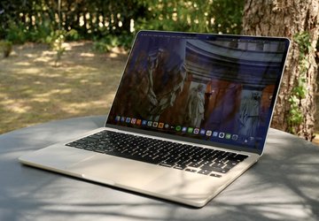 Apple MacBook Air M2 13" (2022)