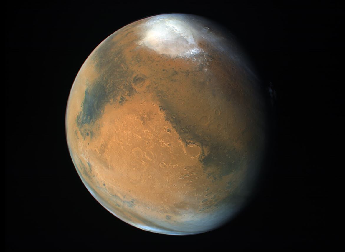 Mars vue par les yeux de la sonde Hope. Elle continue de fasciner... © UAE / MBRSC