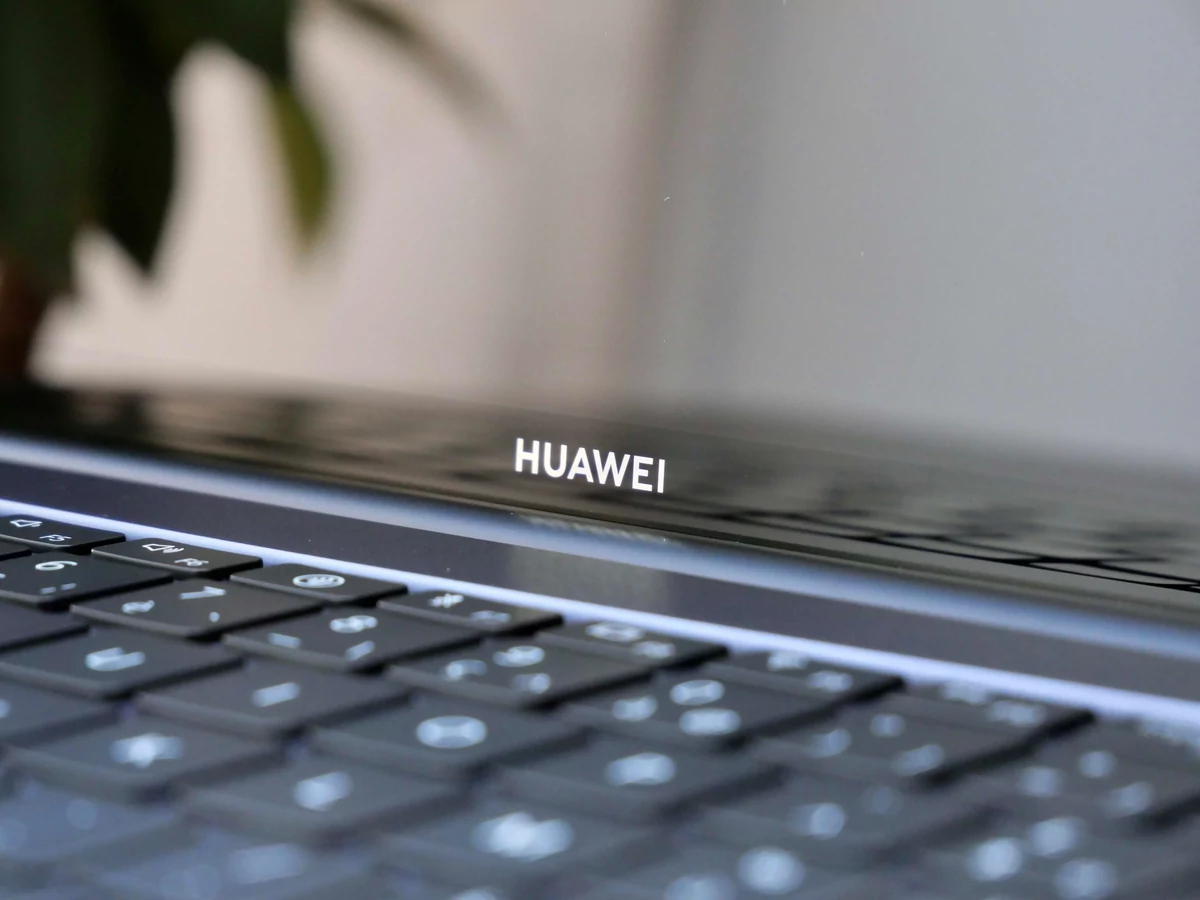 Huawei MateBook 16S © © Nathan Le Gohlisse pour Clubic