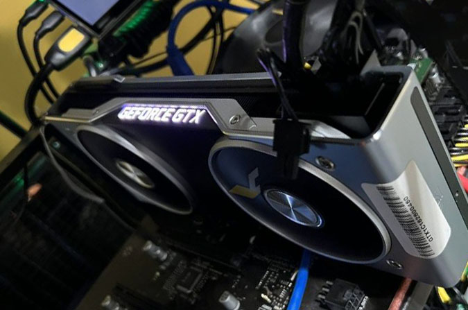 Un prototype de GeForce GTX 2080 avec ray tracing déterré sur Reddit
