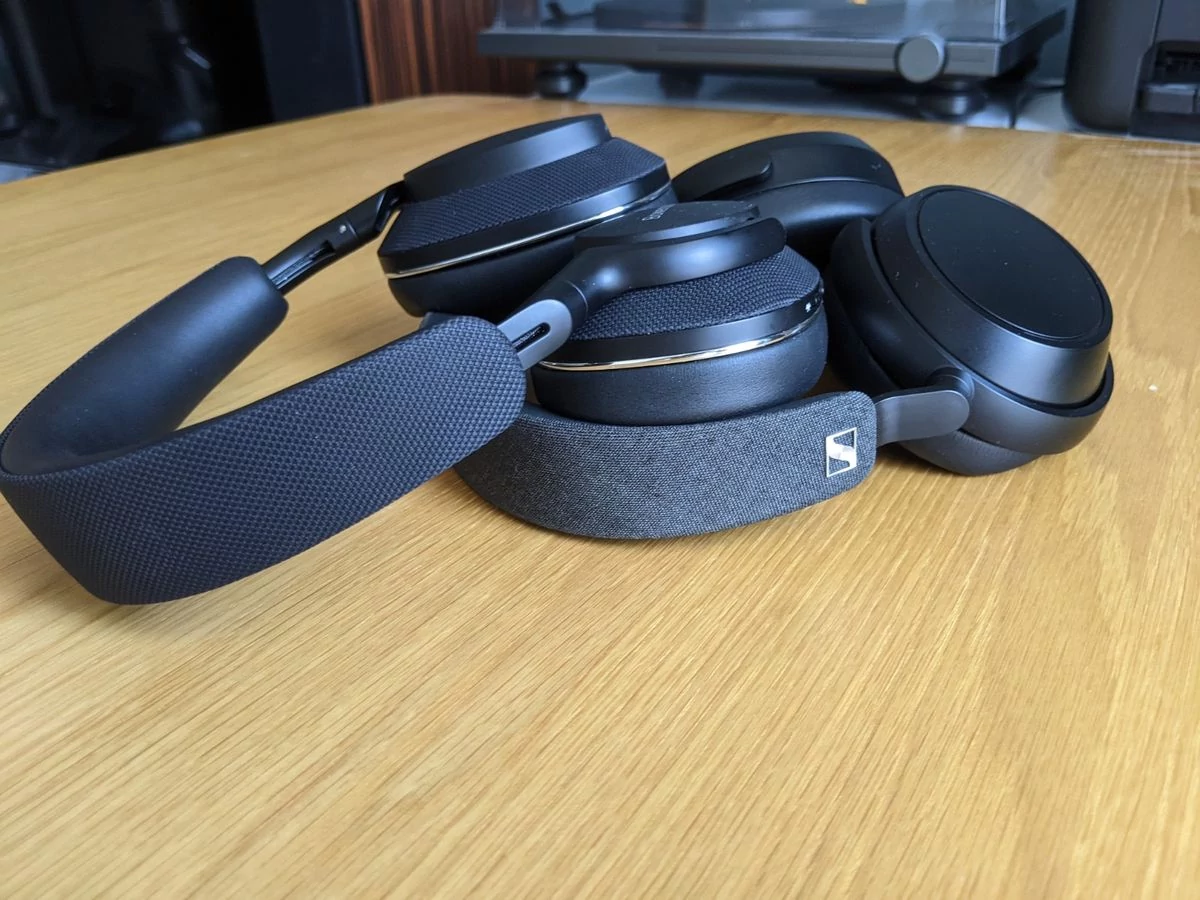 Sennheiser Momentum 4 Wireless