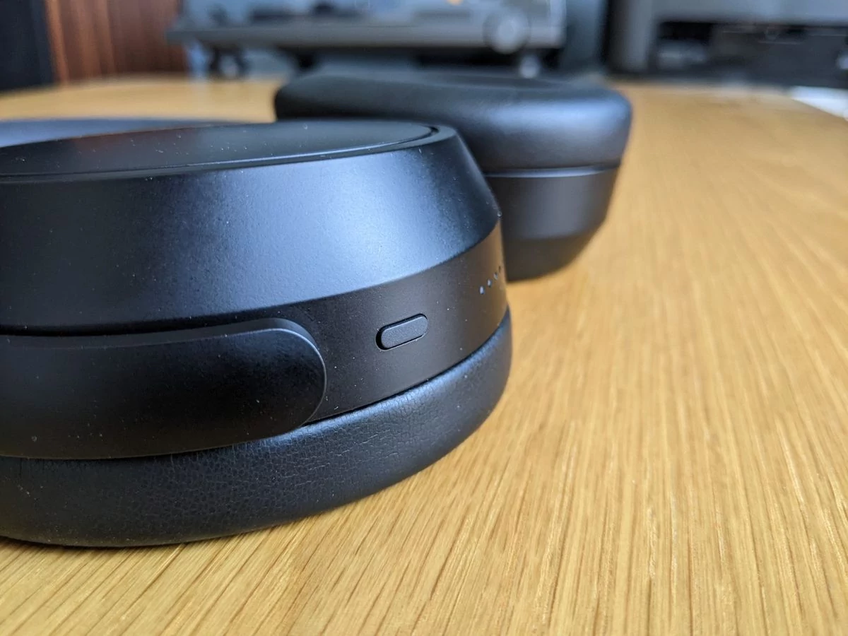 Sennheiser Momentum 4 Wireless