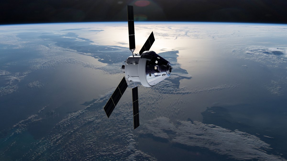 Petit air de famille avec les panneaux en X, le module de service de la capsule Orion est issu de l&#039;ATV européen. Crédits NASA/ESA