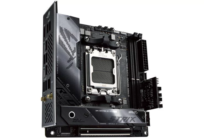ASUS ROG Strix X670E-I Gaming WiFi © ASUS