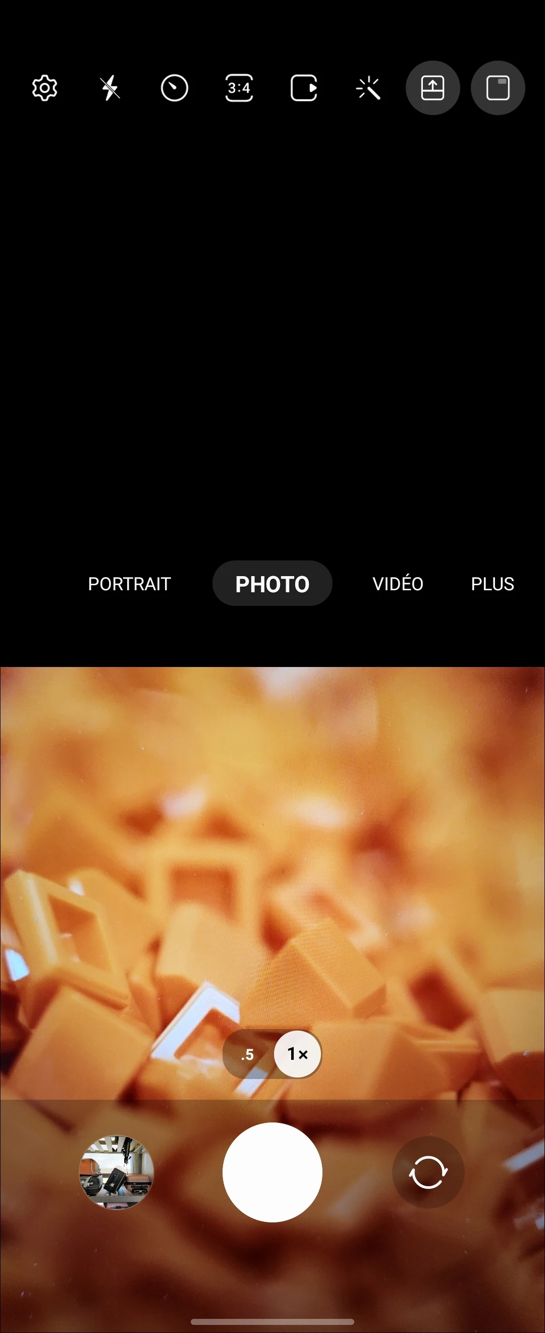Samsung Galaxy Z Flip 4 © © Marc Mitrani pour Clubic