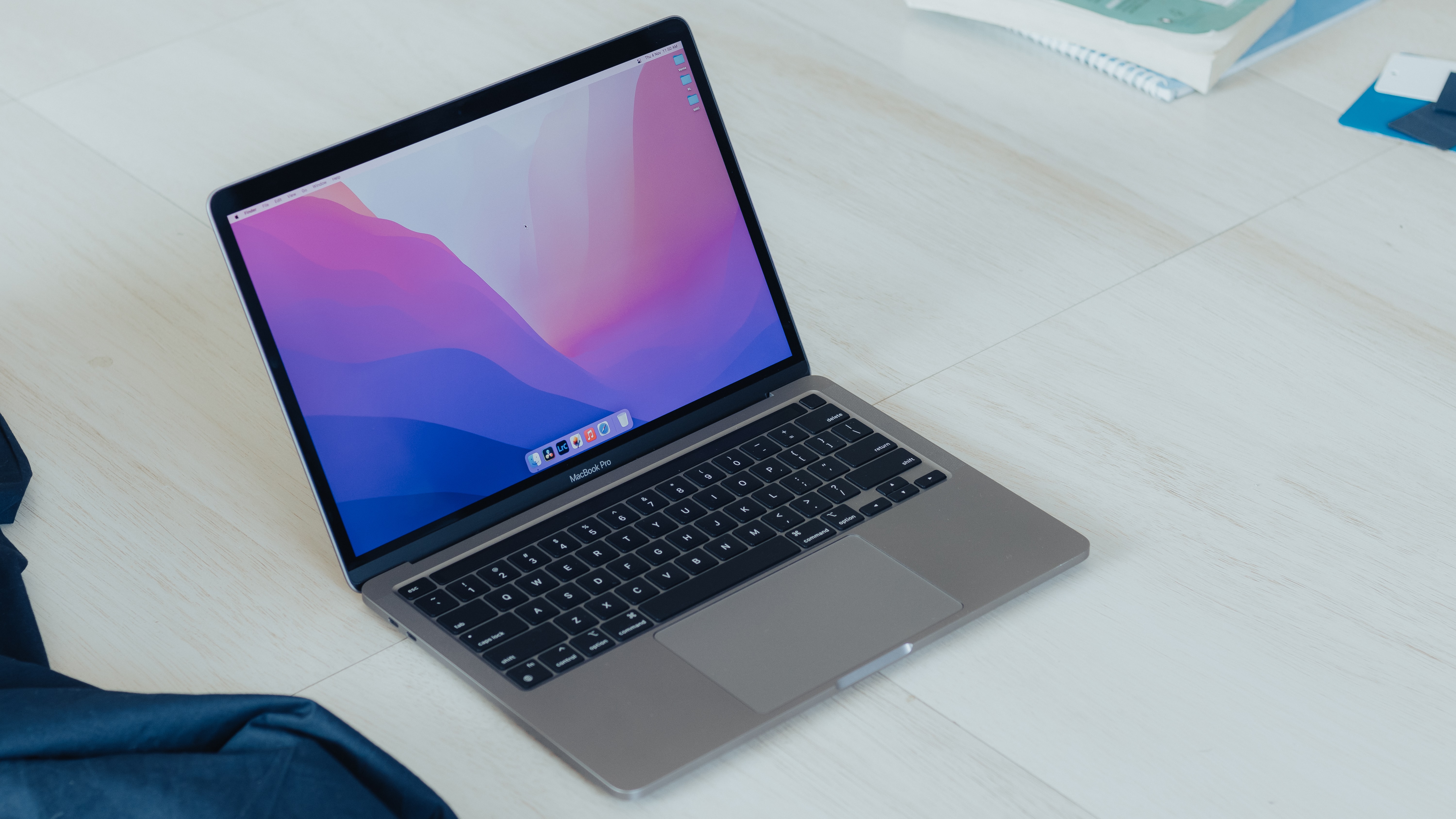 Comment sait-on qu'Apple va bientôt lancer ses prochains MacBook Pro M2 Pro et Max ? C'est facile...