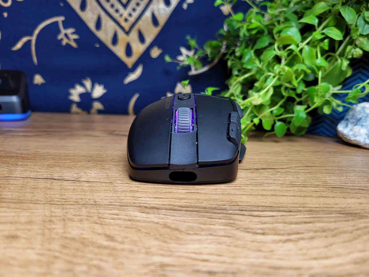 Test Roccat Kone XP Air © Matthieu Legouge