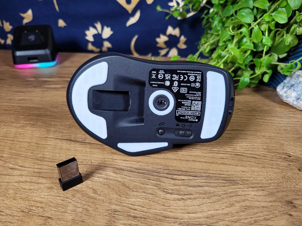 Test Roccat Kone XP Air © Matthieu Legouge
