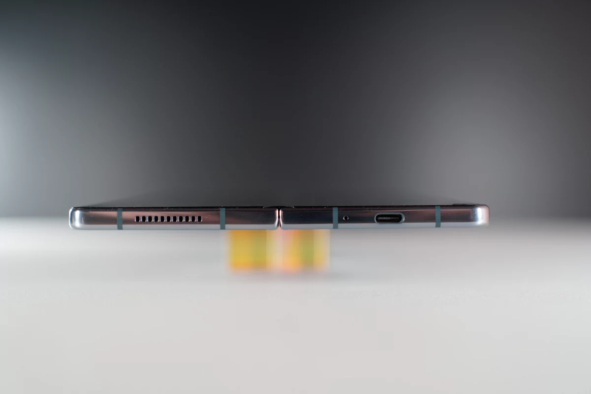 Samsung Galaxy Z Fold 4 © © Marc Mitrani pour Clubic