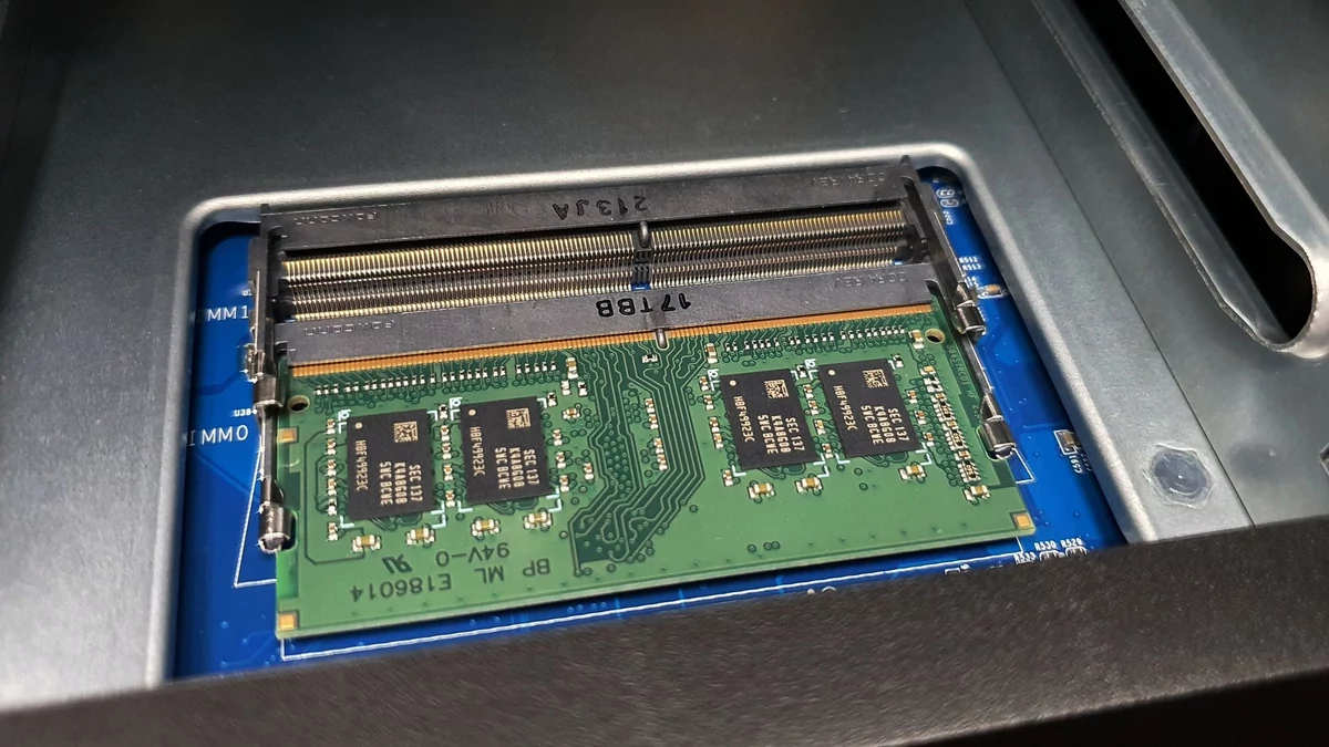 Synology DS1522+ © Nerces