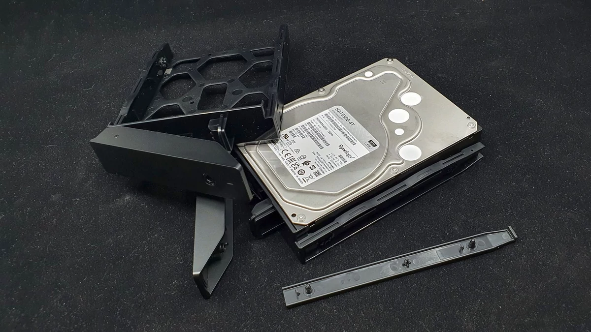 Synology DS1522+ © Nerces