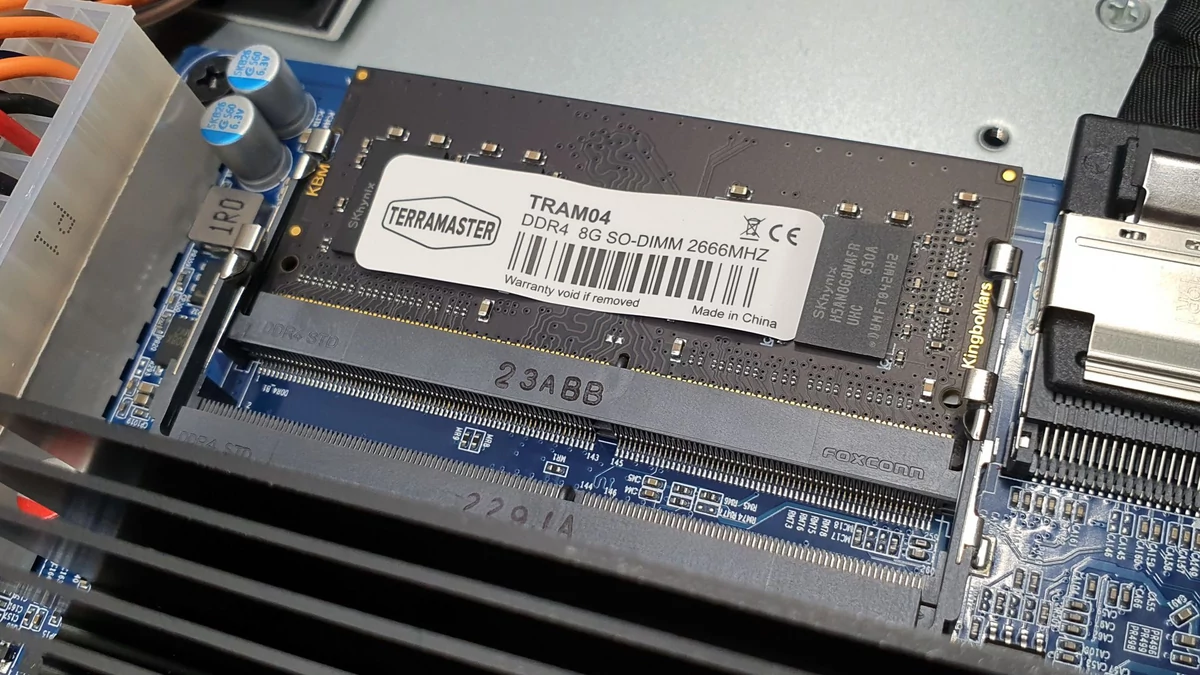 TerraMaster T9-423 © Nerces