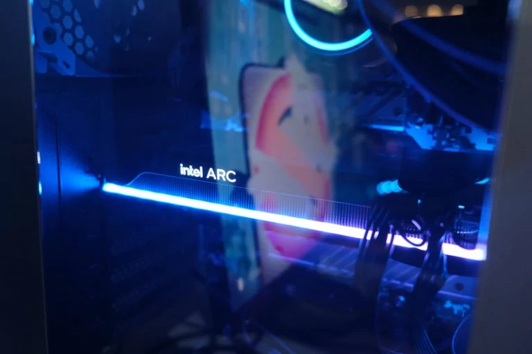 Intel Arc 770 Limited Edition © PCWatch
