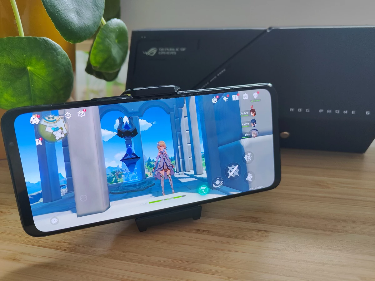 Asus ROG Phone 6D Ultimate © © Christelle Perret pour Clubic